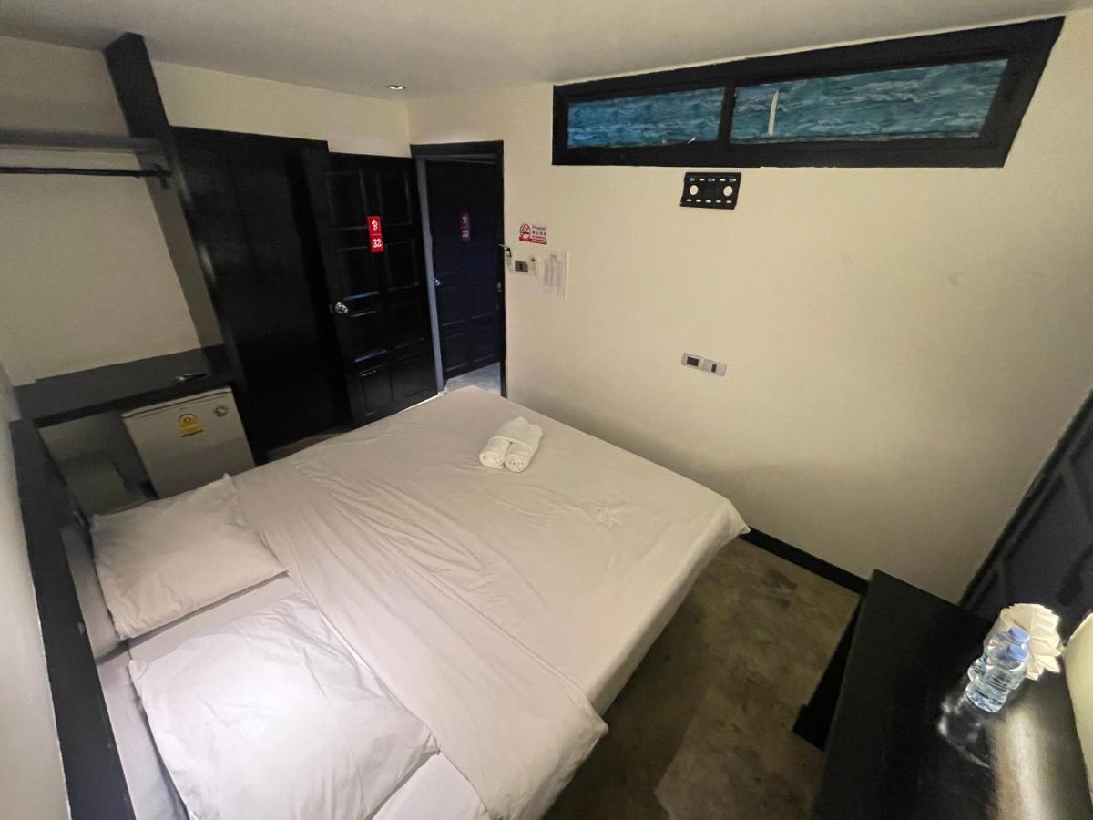 Cokoon Islanda Patong Hotel Экстерьер фото