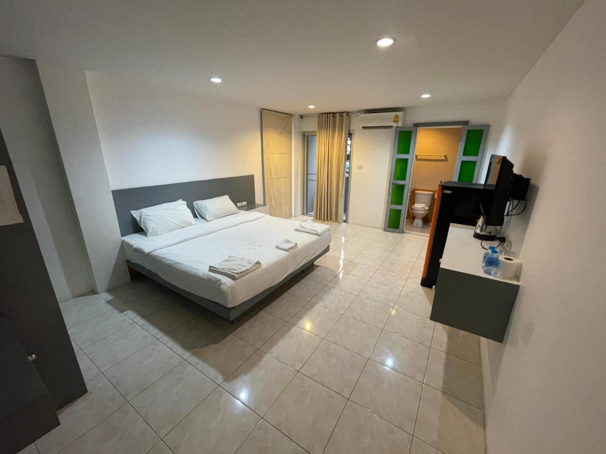 Cokoon Islanda Patong Hotel Экстерьер фото